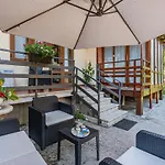 Apartment Aurora *